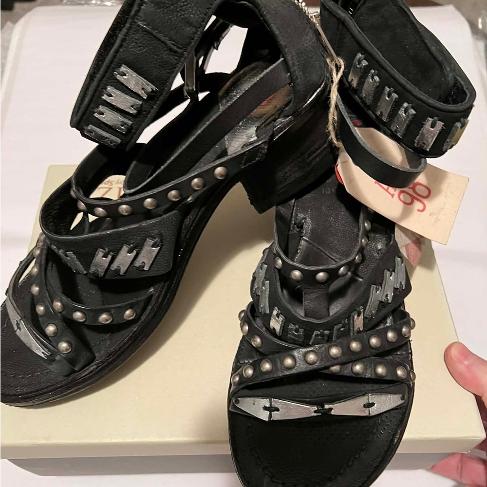 ✨HP✨A.S.98 RAZOR BLADE SANDALS (40) - Picture 4 of 16